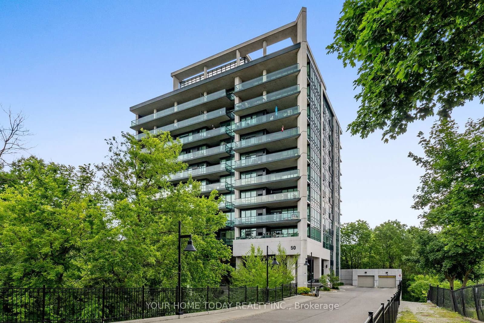 50 Hall Road, Unit 902