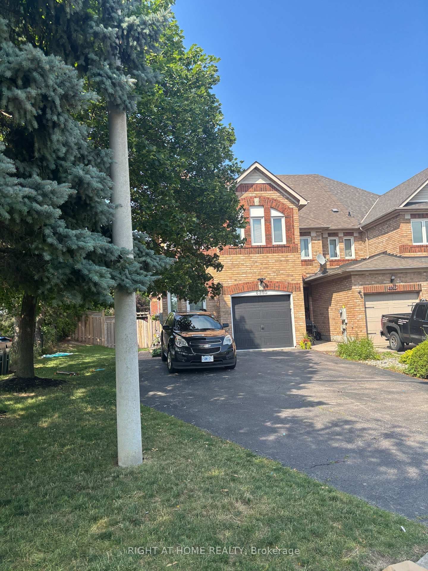 6985 Dunnview Court
