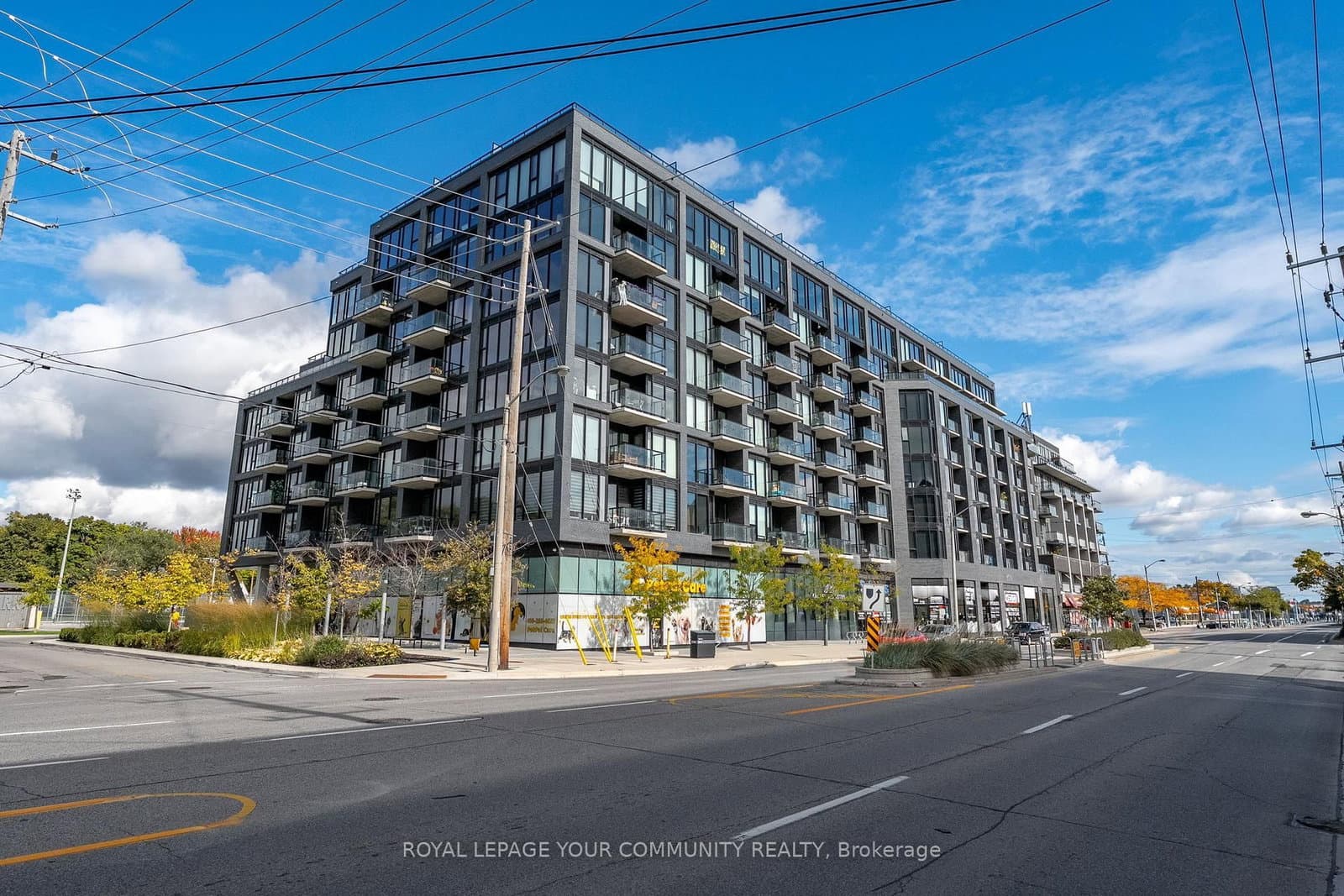 7 Smith Crescent, Unit 325