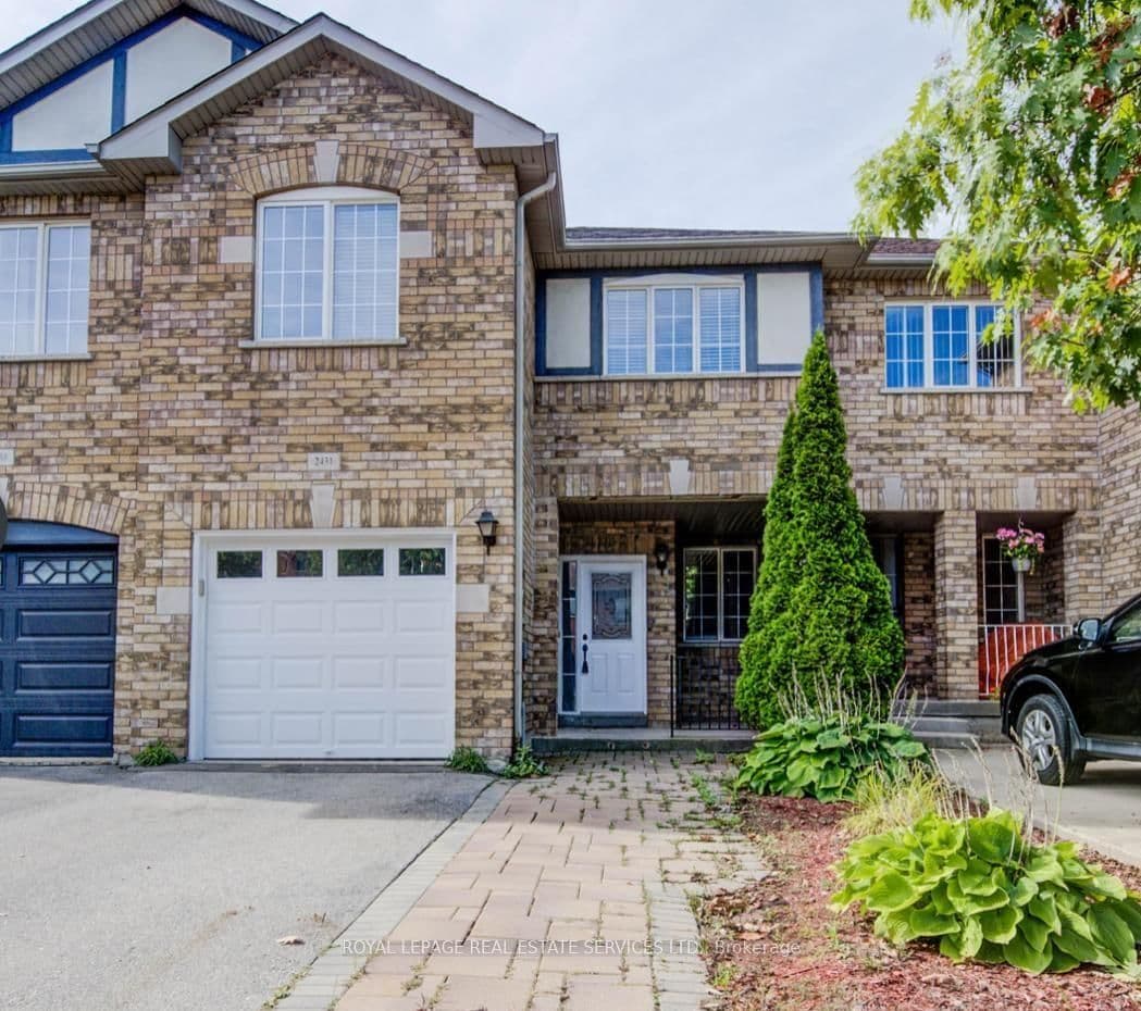 2431 Newcastle Crescent