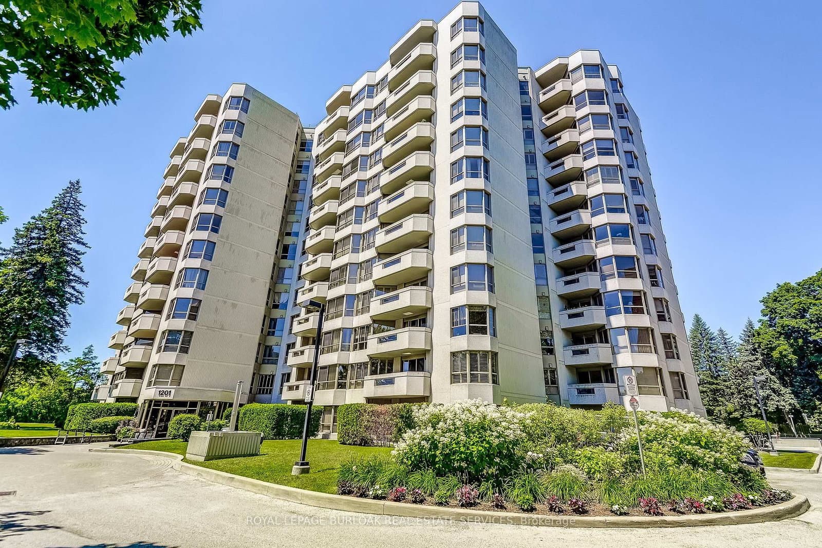 #809 - 1201 North Shore Boulevard E