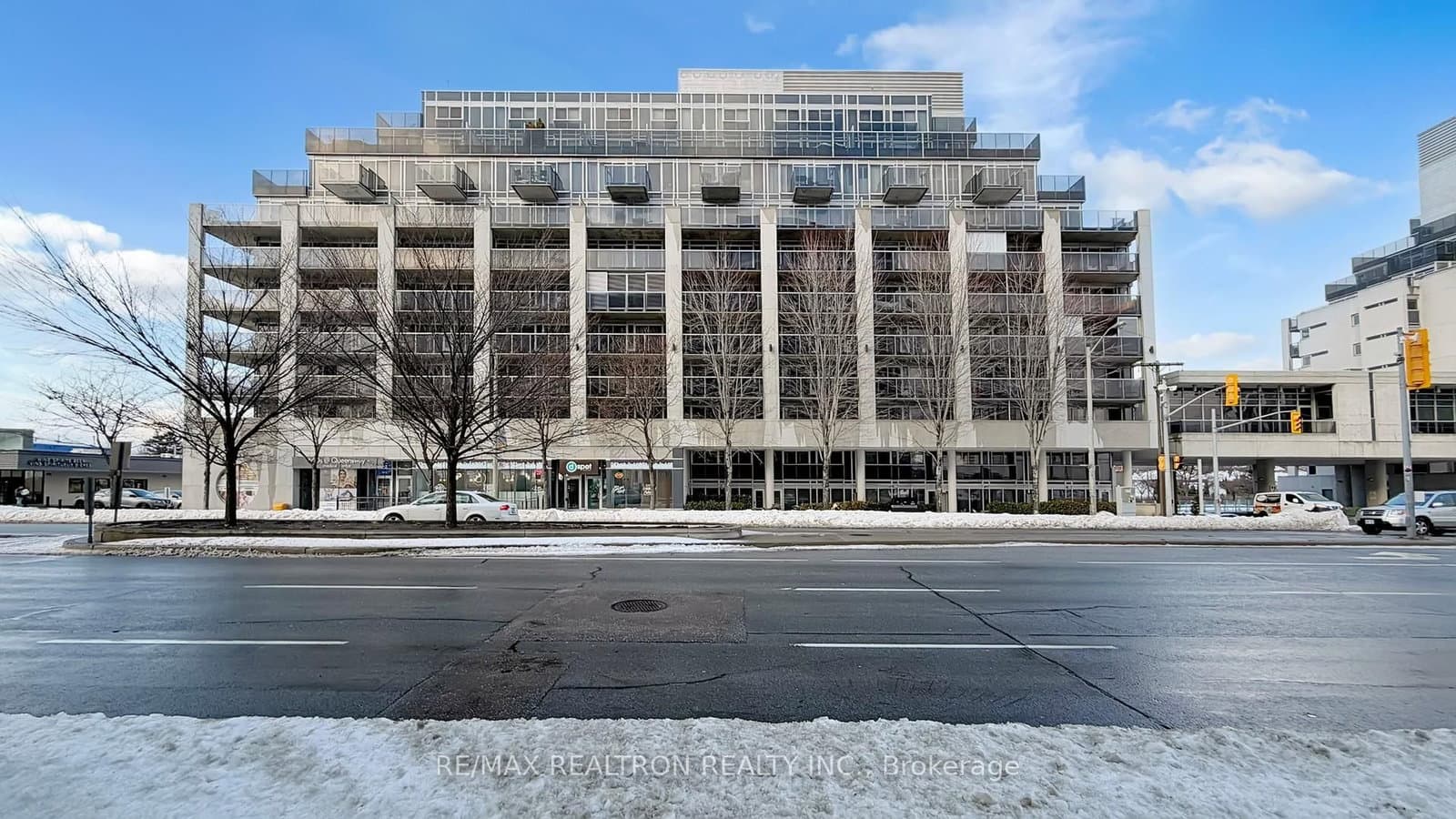 #217 - 1050 The Queensway Avenue