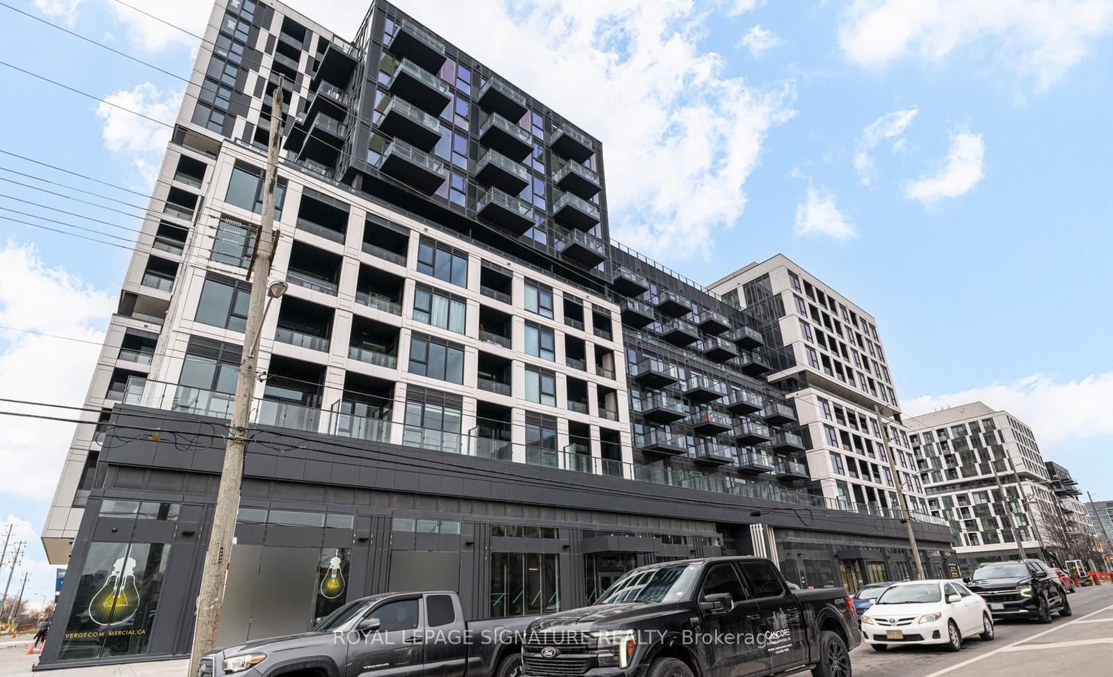 1007 The Queensway, Unit 308