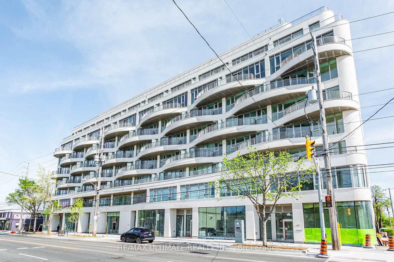 689 The Queensway, Unit 405