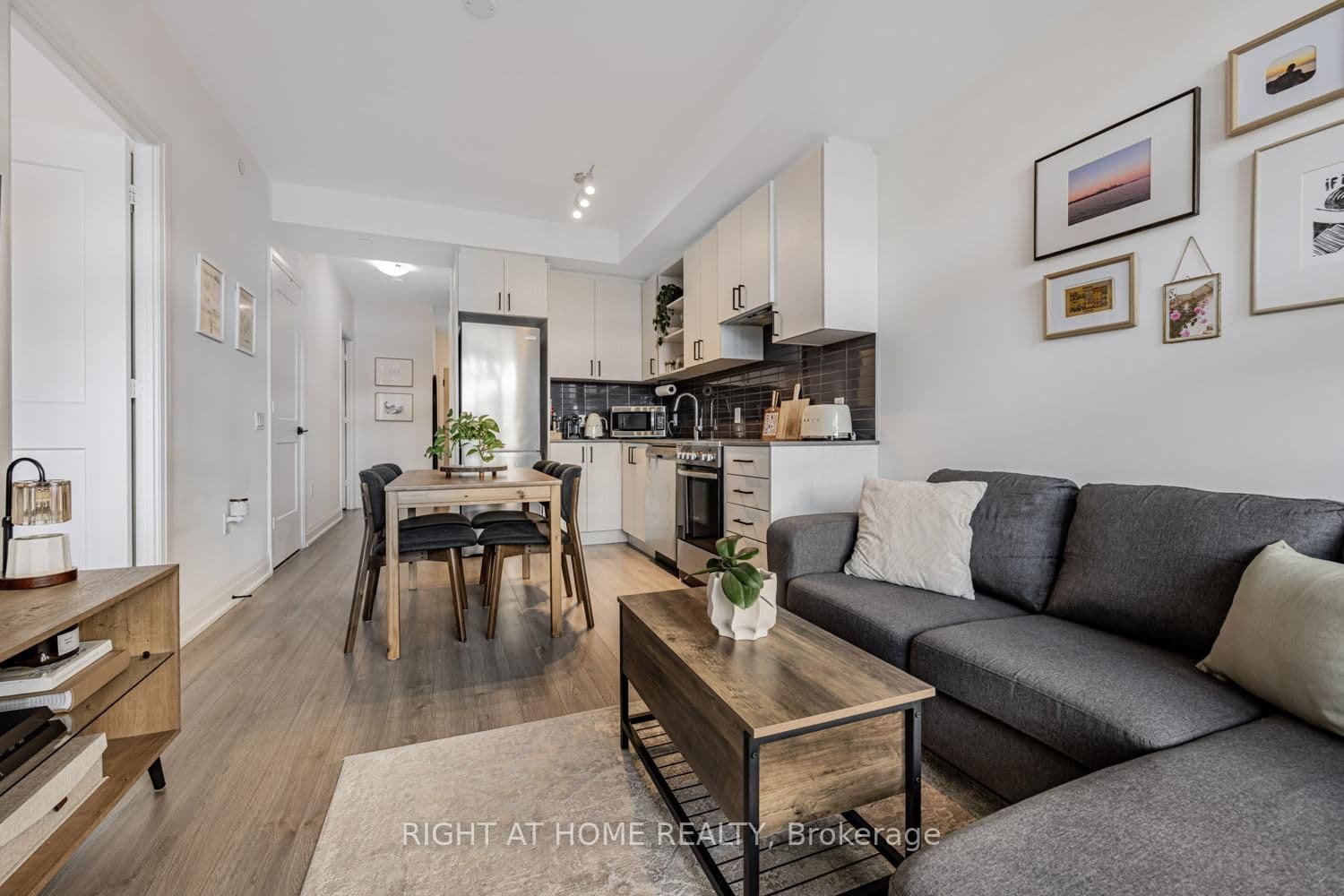 #224 - 50 George Butchart Drive