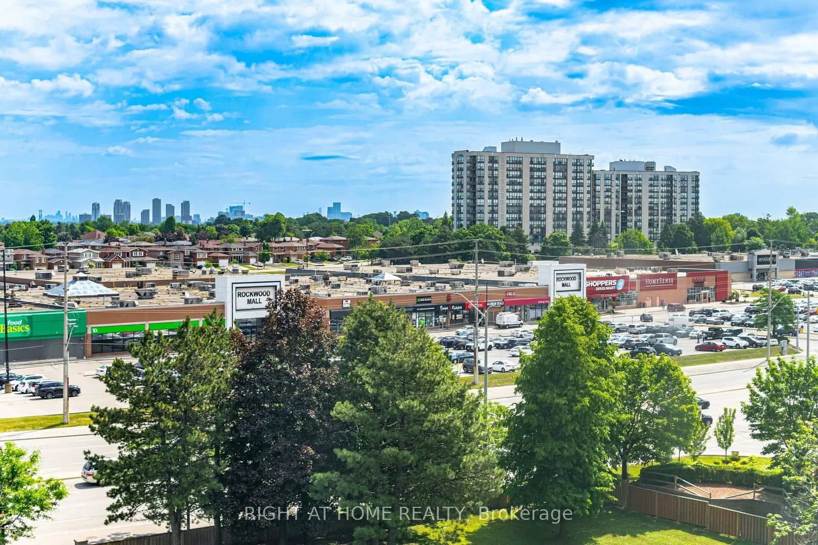 #208 - 1360 Rathburn Road E