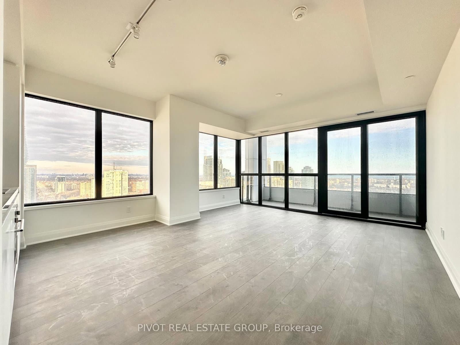 2 Erskine Road, Unit 2202