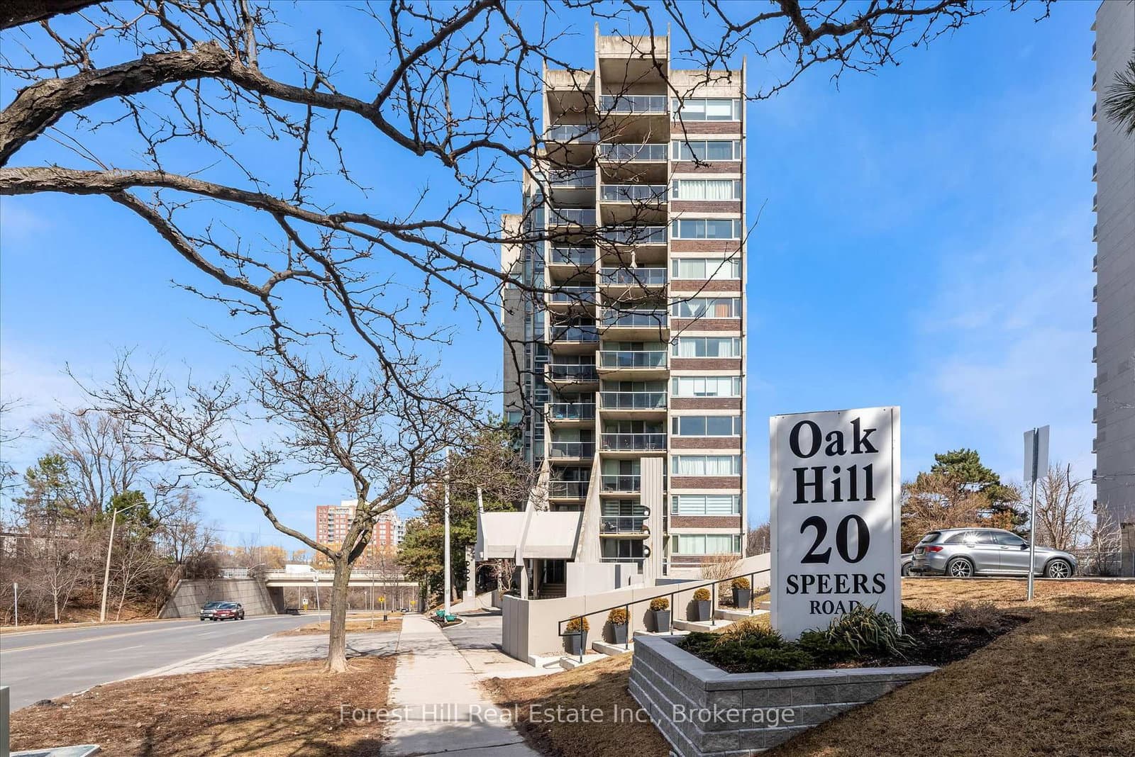 #502 - 20 Speers Road
