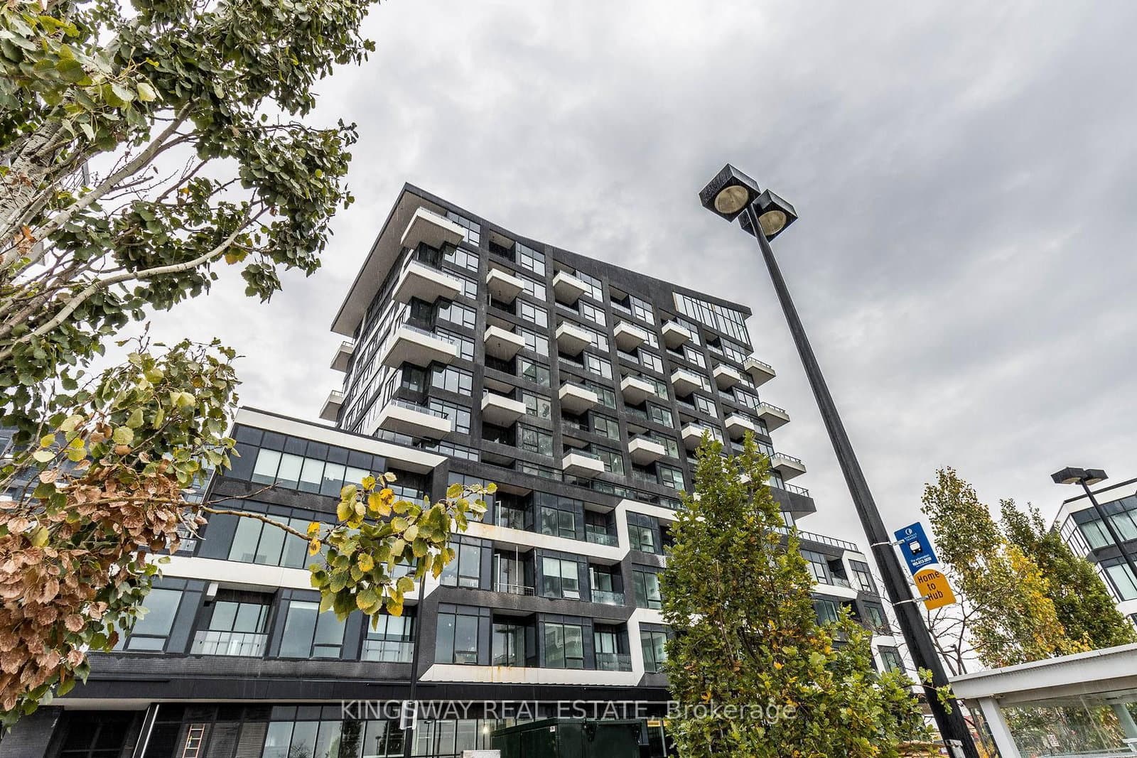 #446 - 2485 Taunton Road