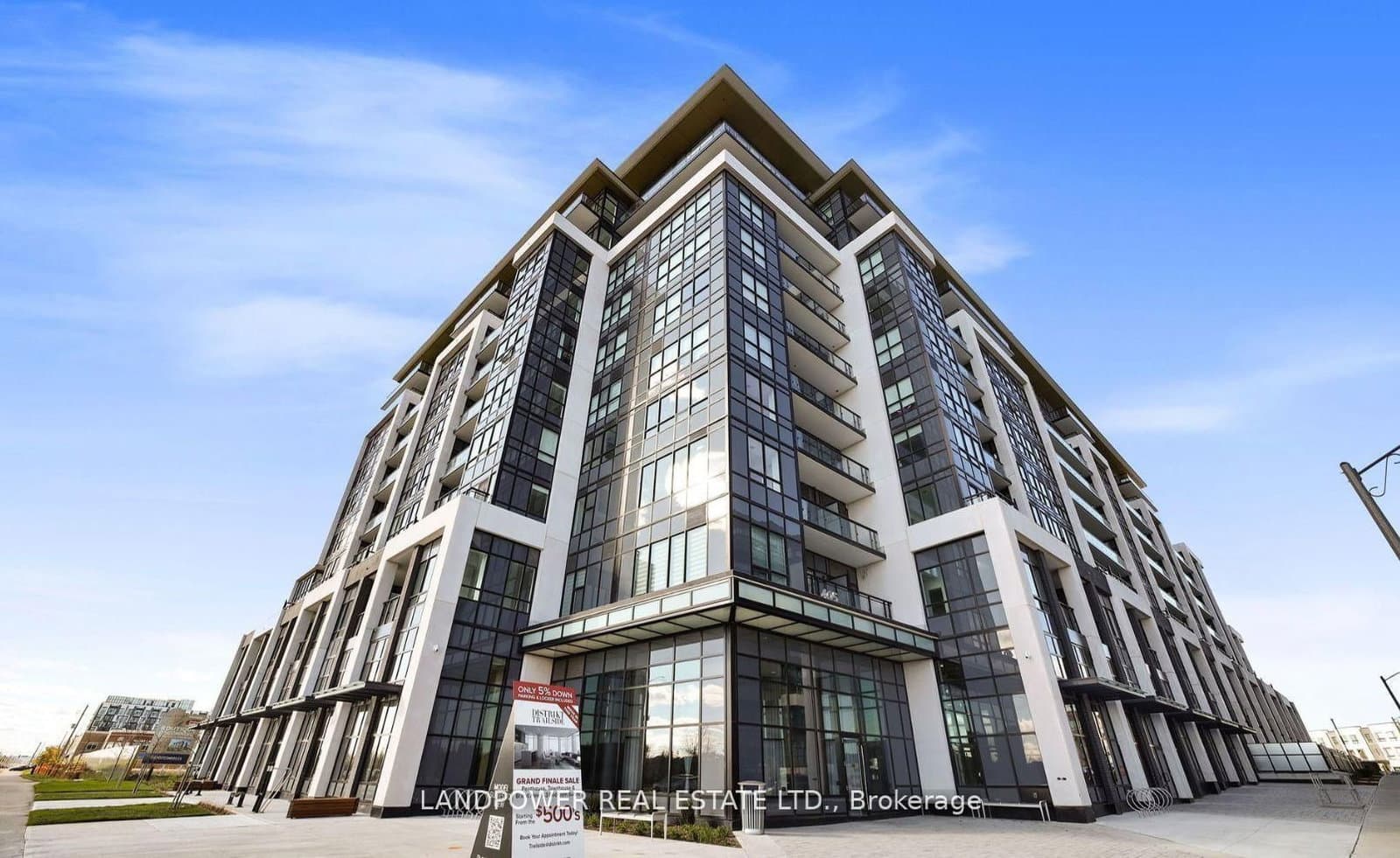 #LPH12 - 395 Dundas Street W
