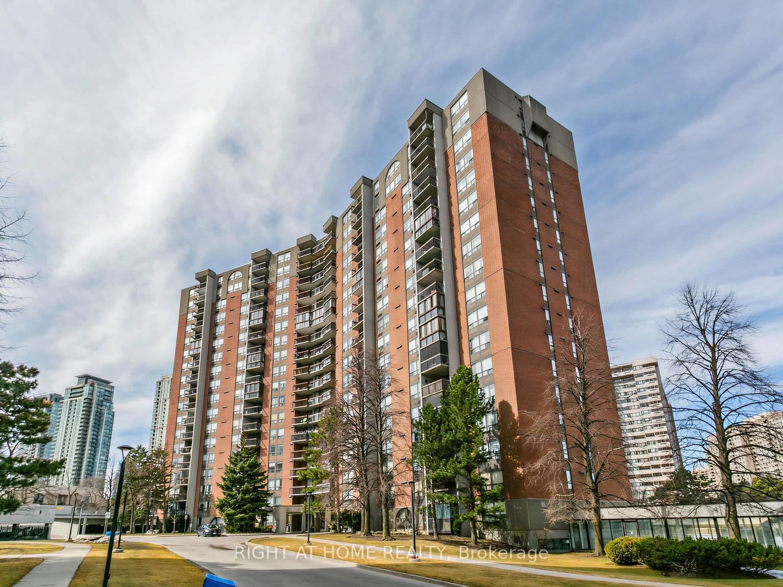 #1509 - 20 Mississauga Valley Boulevard