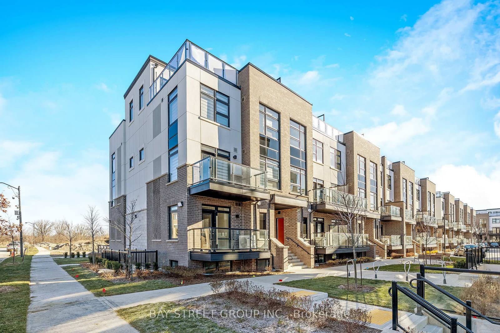 1573 Rose Way, Unit 111