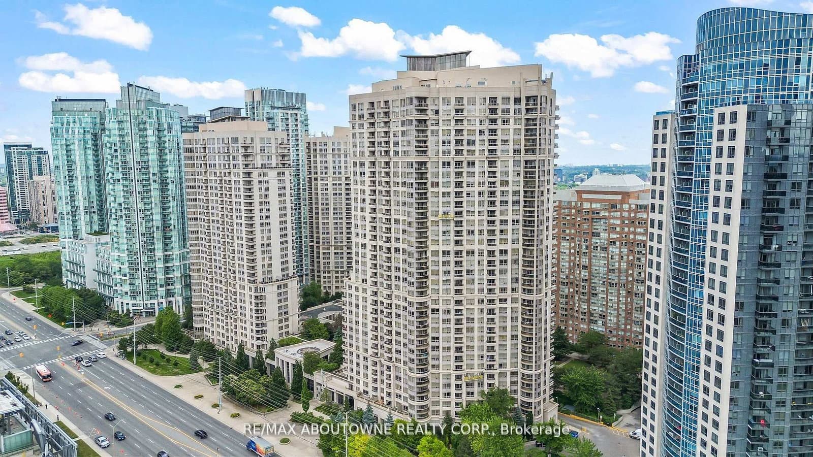 #401 - 310 Burnhamthorpe Road W