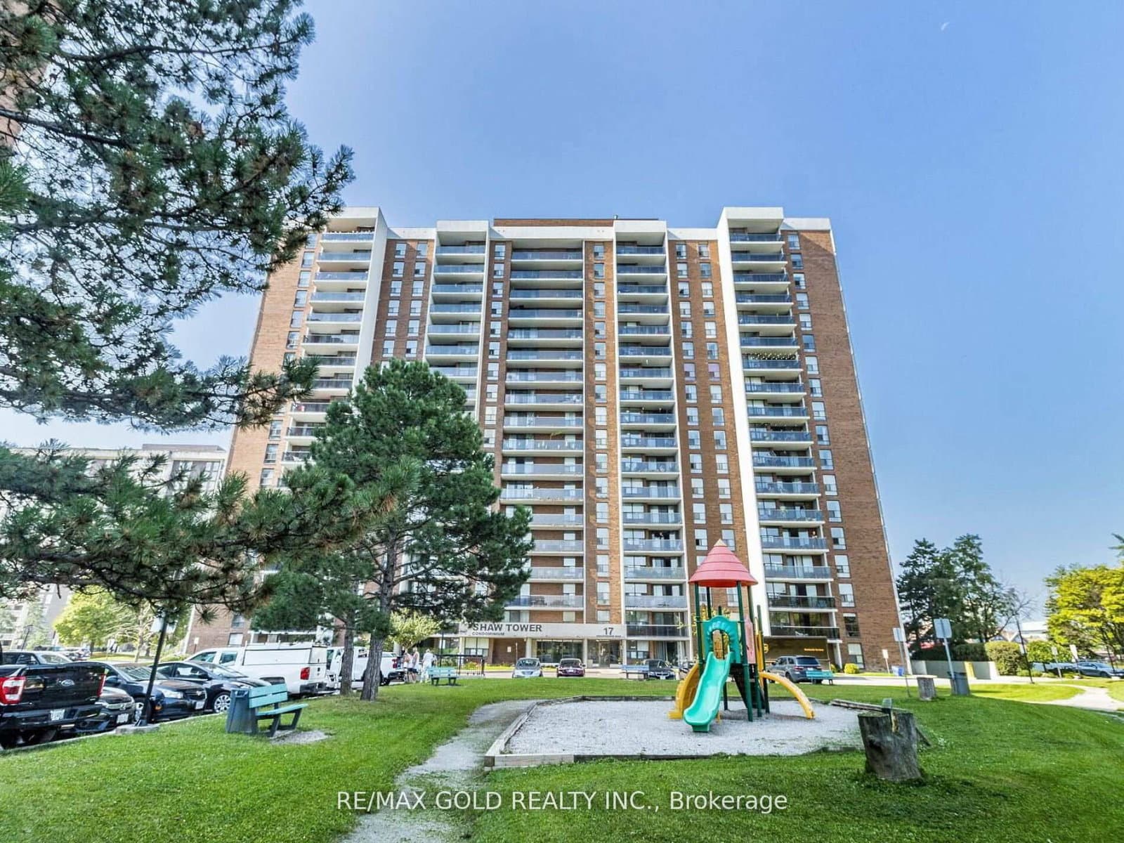 #1010 - 17 Knightsbridge Road