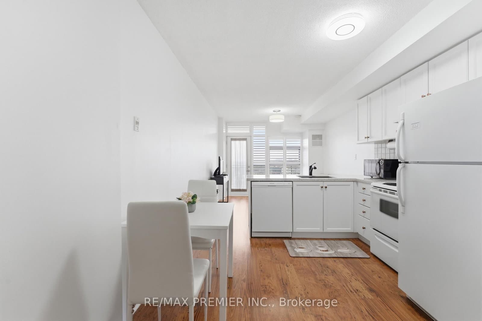 #815 - 2464 Weston Road