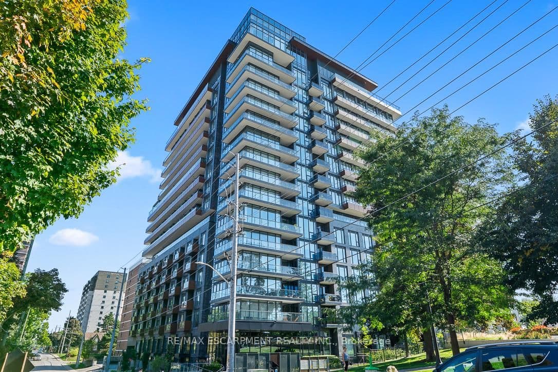 #1012 - 21 Park Street E