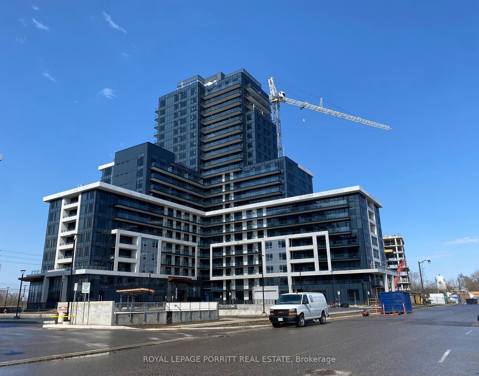 3220 William Coltson Avenue, Unit 405