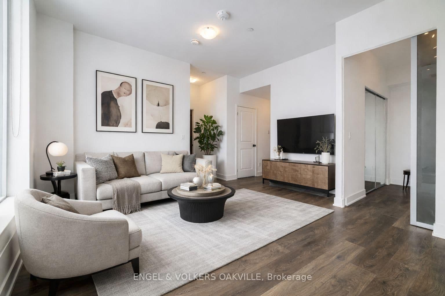 #248 - 2481 Taunton Road