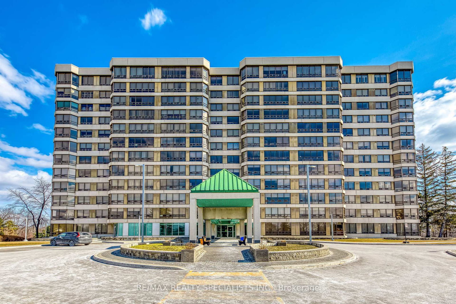 #1111 - 320 Mill Street