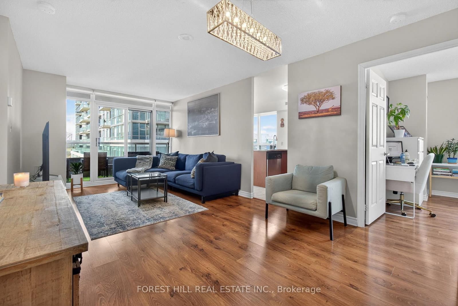 #505 - 335 Rathburn Road W