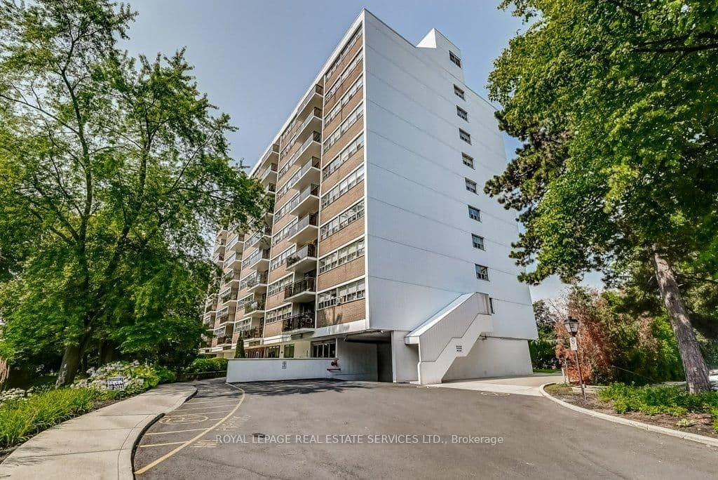 #404 - 212 Kerr Street