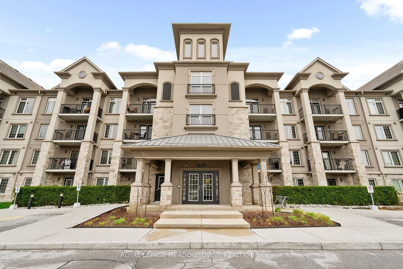 #310 - 1470 Main Street E