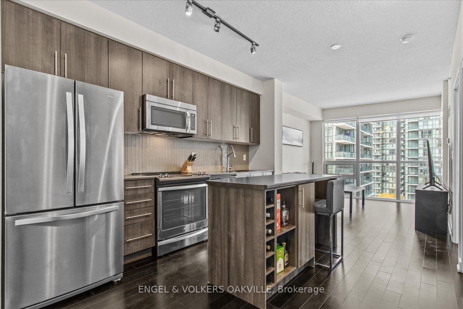 #1105 - 510 Curran Place