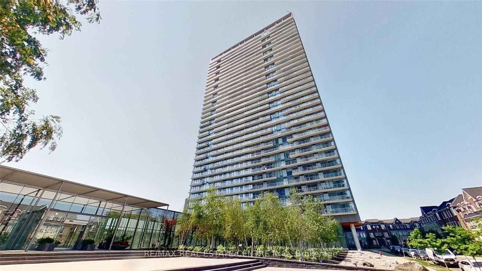 #1010 - 105 The Queensway