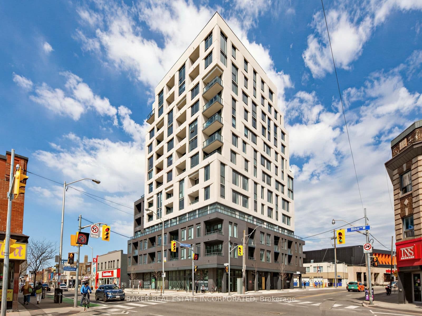 #1001 - 758 Dovercourt Road