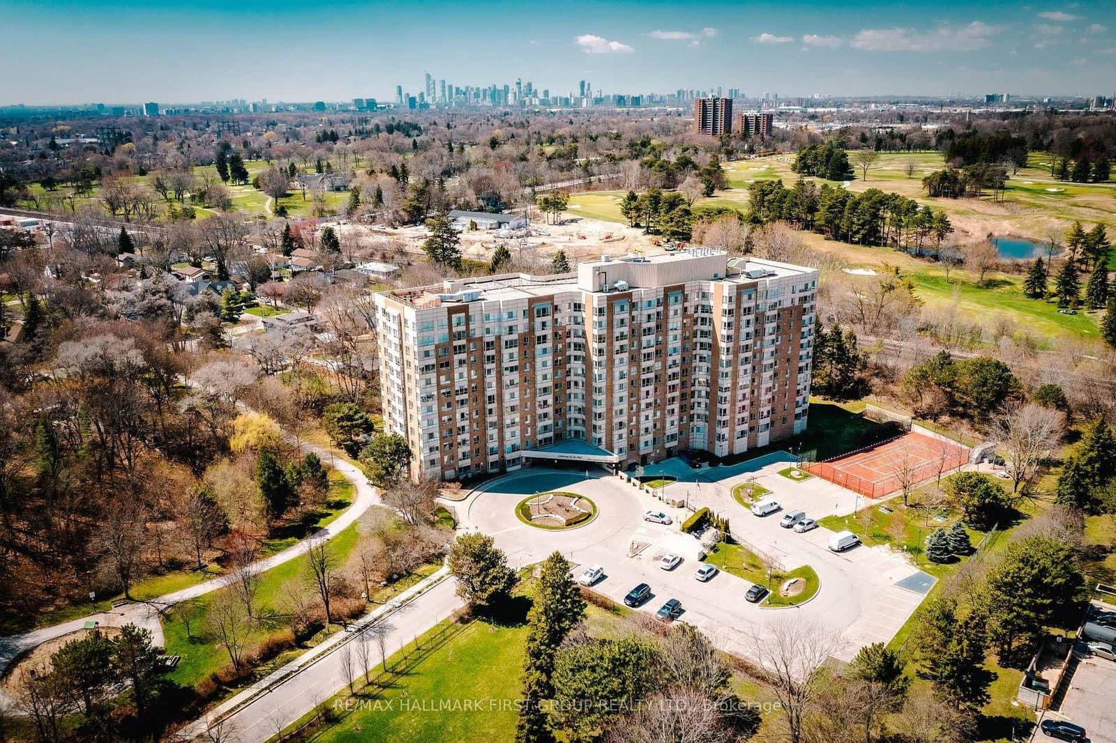 #1012 - 1485 Lakeshore Road E