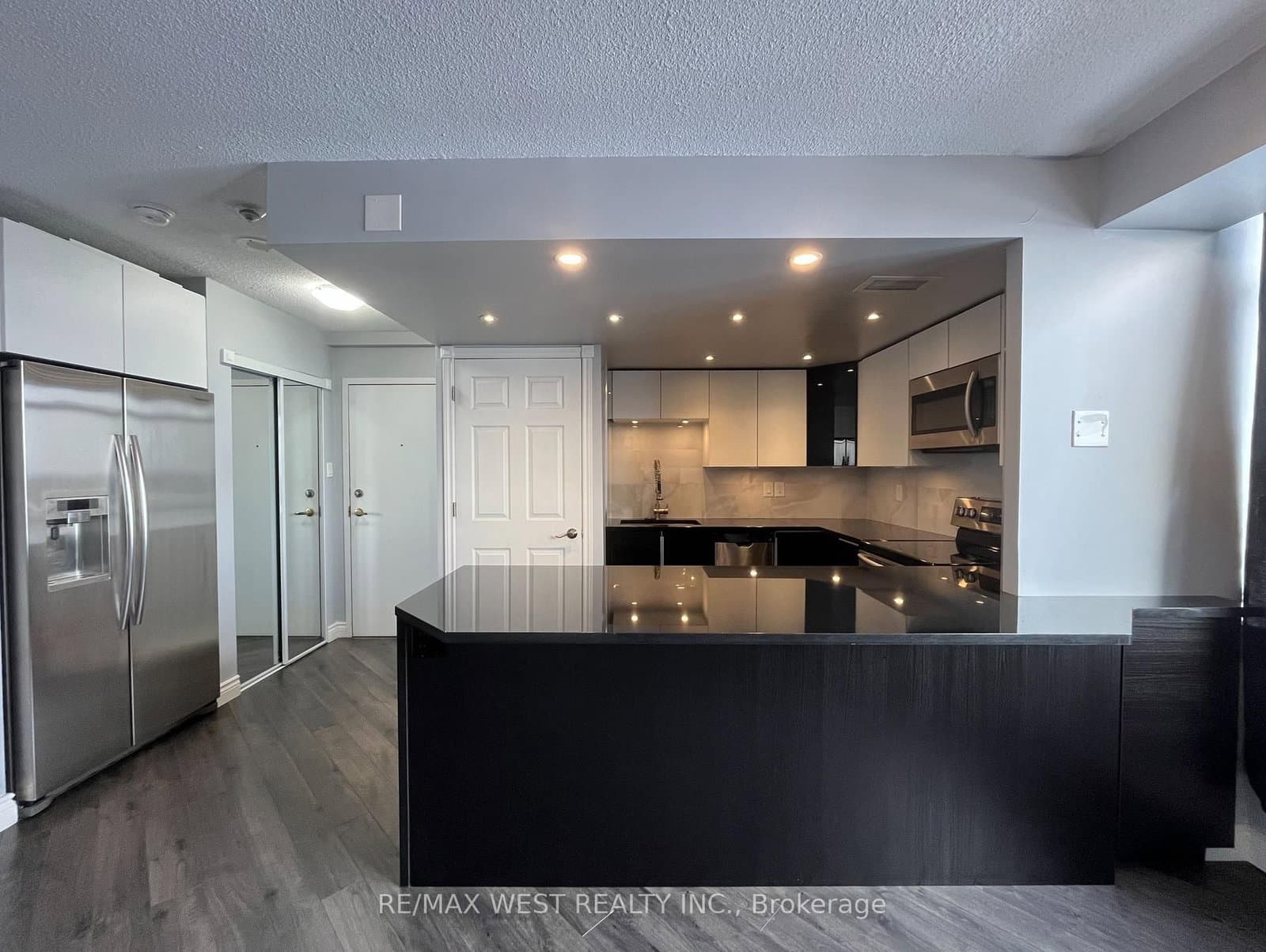 #1007 - 300 Webb Drive