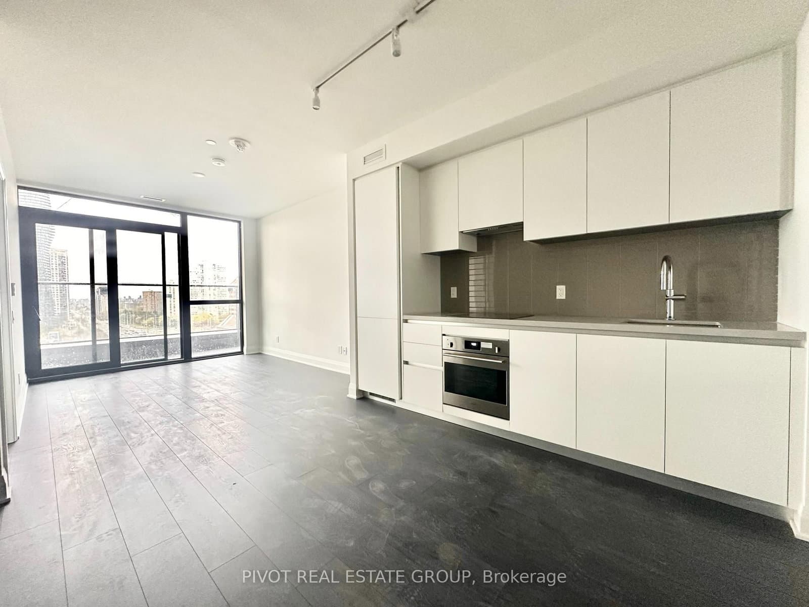 2 Erskine Road, Unit 711