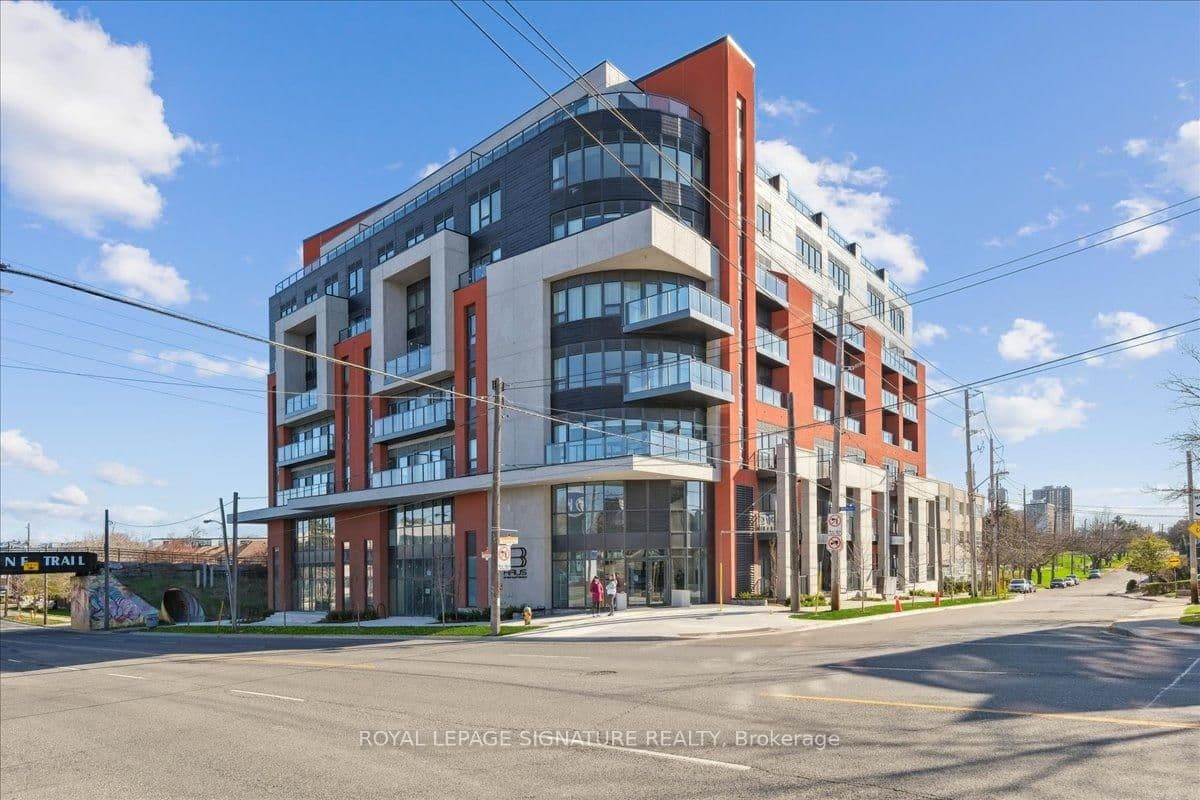 #701 - 2433 Dufferin Street
