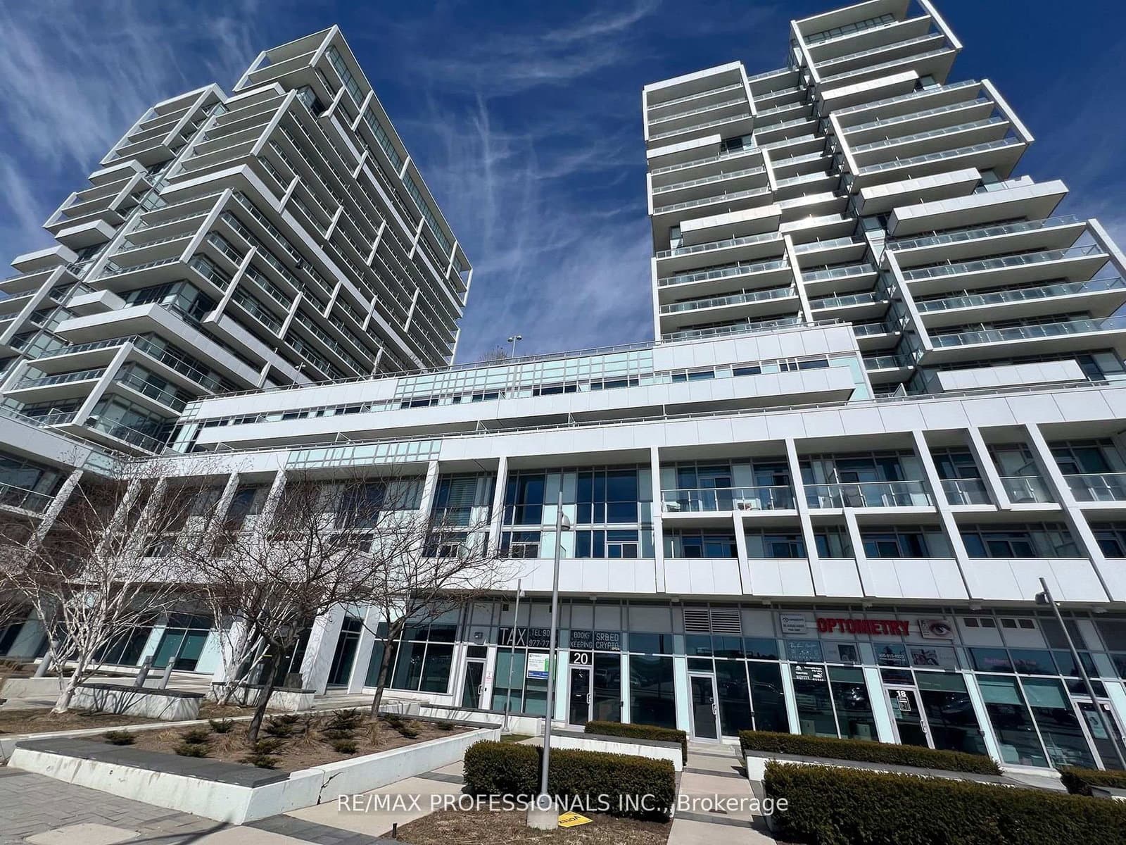 #708 - 55 Speers Road