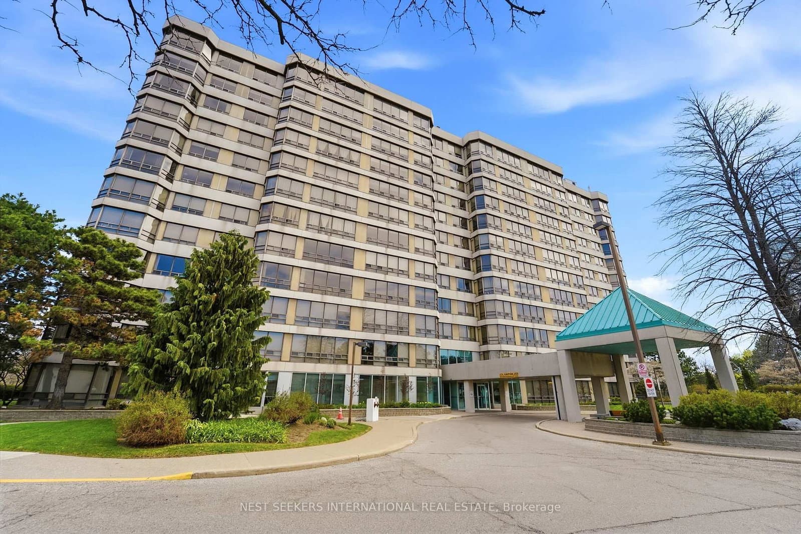 #811 - 310 Mill Street