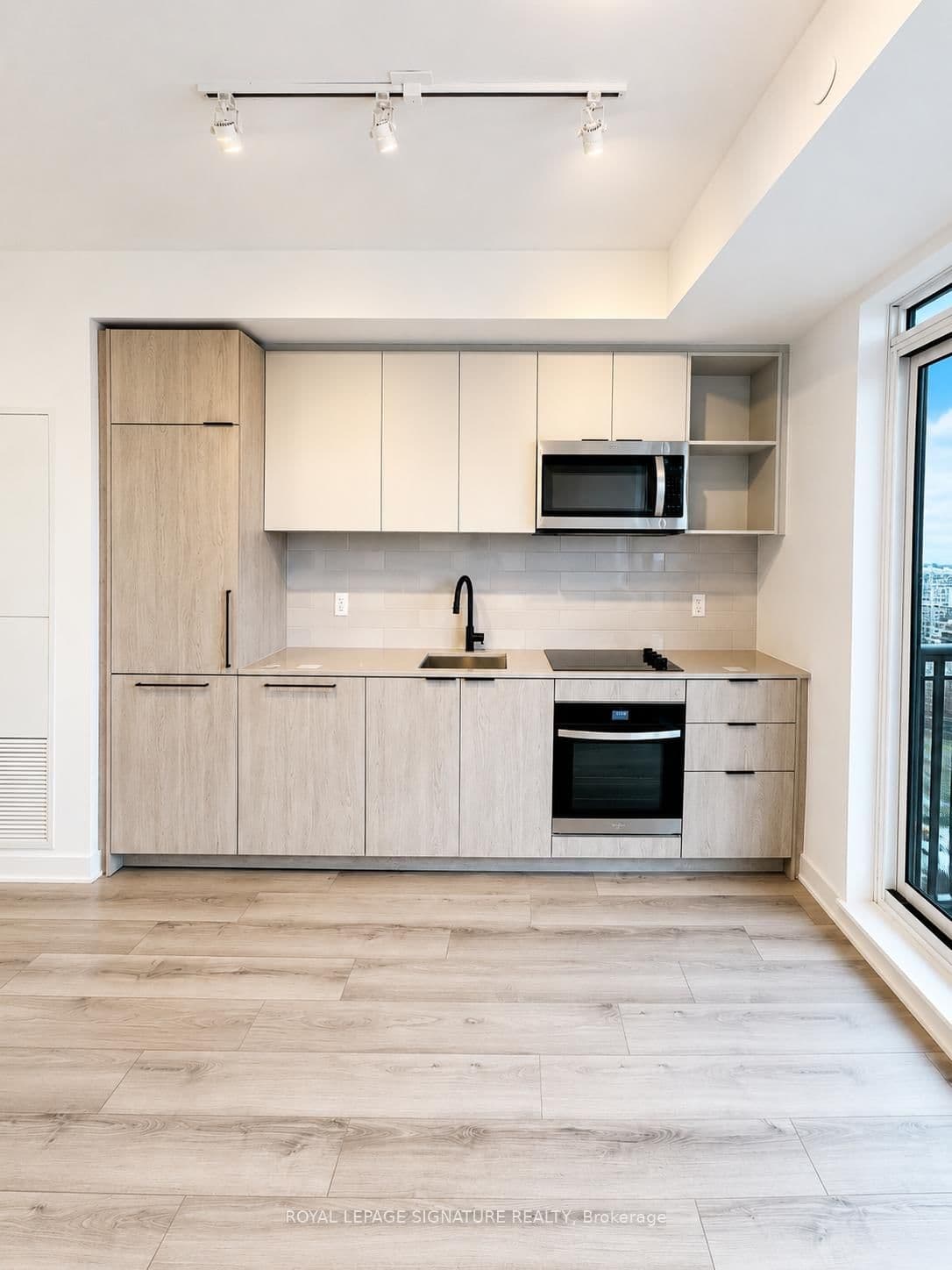 1185 Dupont Street, Unit 1511