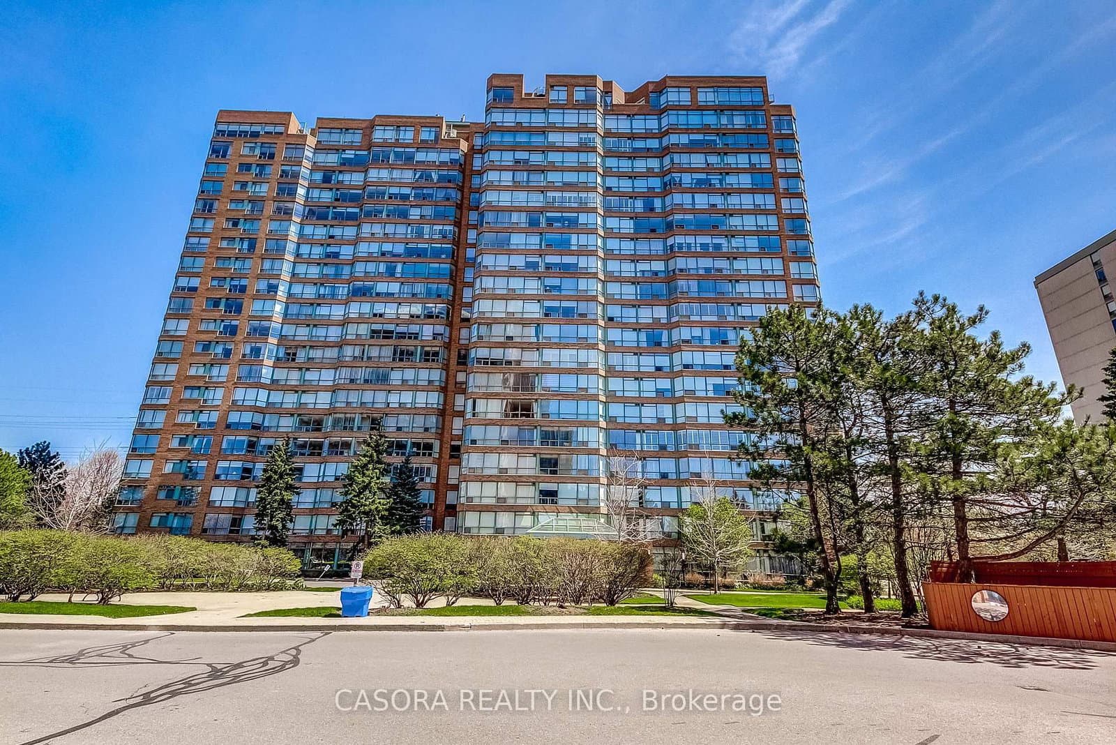 #1112 - 1276 Maple Crossing Boulevard
