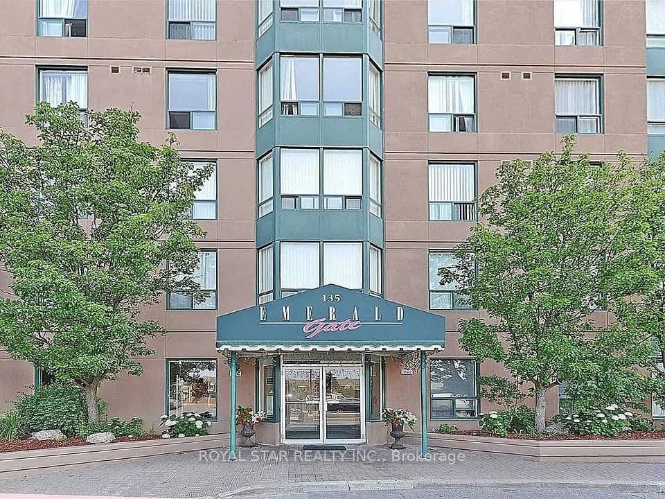 #303 - 135 Hillcrest Avenue
