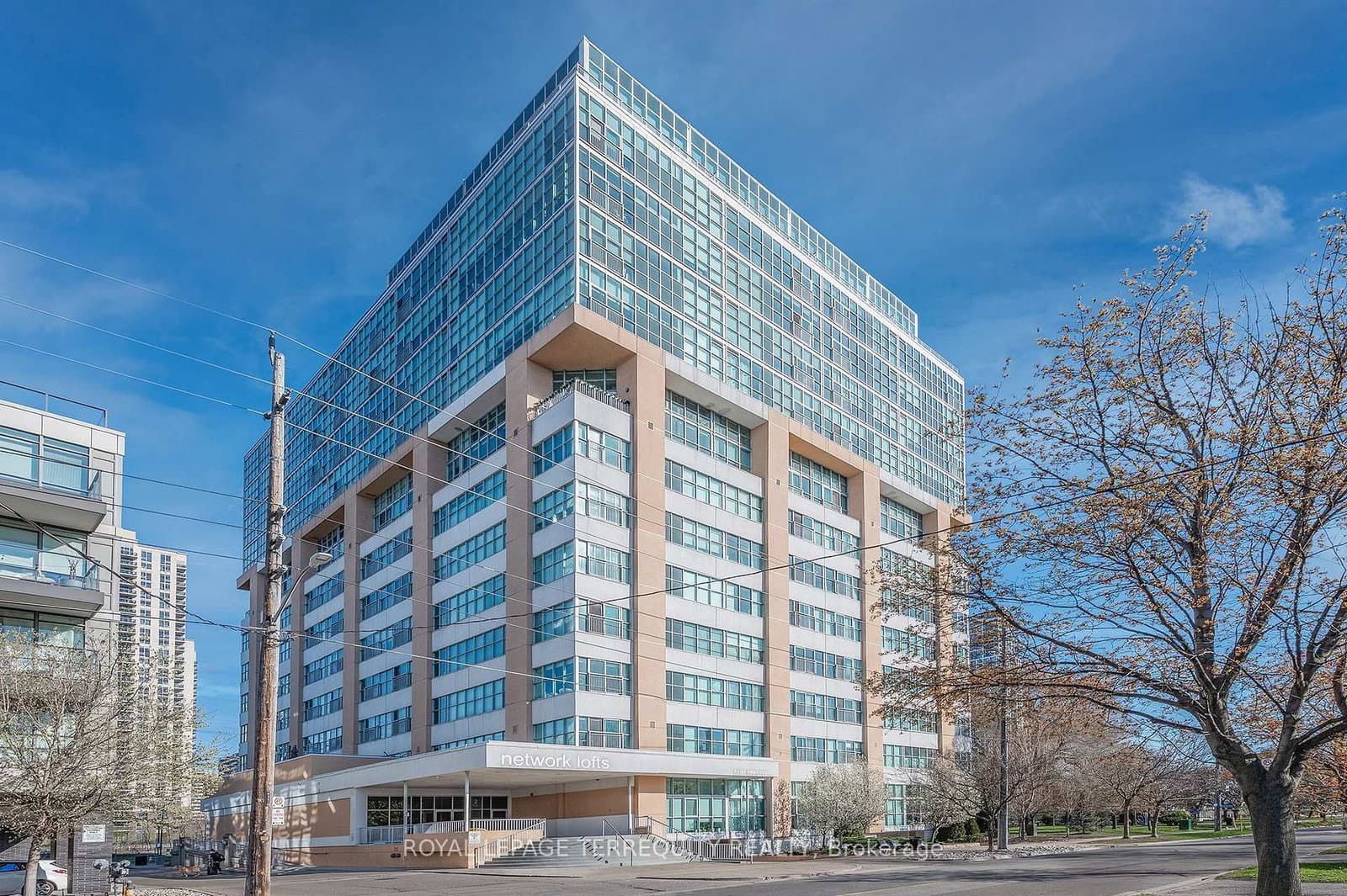 #707 - 2 Fieldway Road