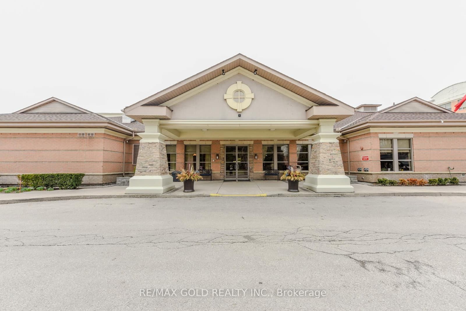 #2411 - 100 Burloak Drive