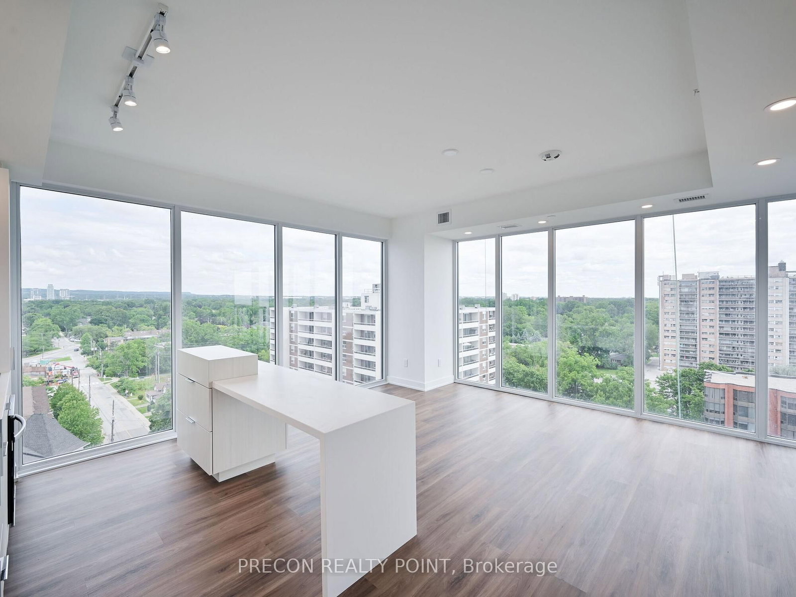 370 Martha Street, Unit 1102