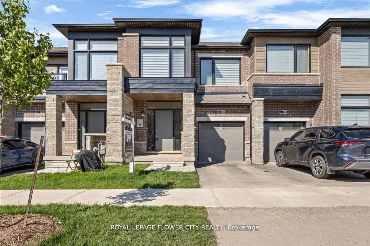 1553 Rose Way