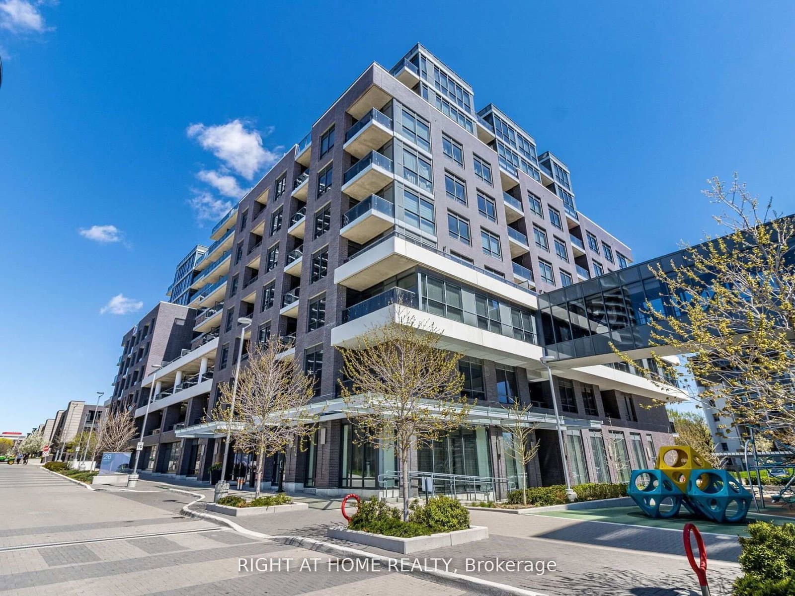 26 Gibbs Road, Unit 642