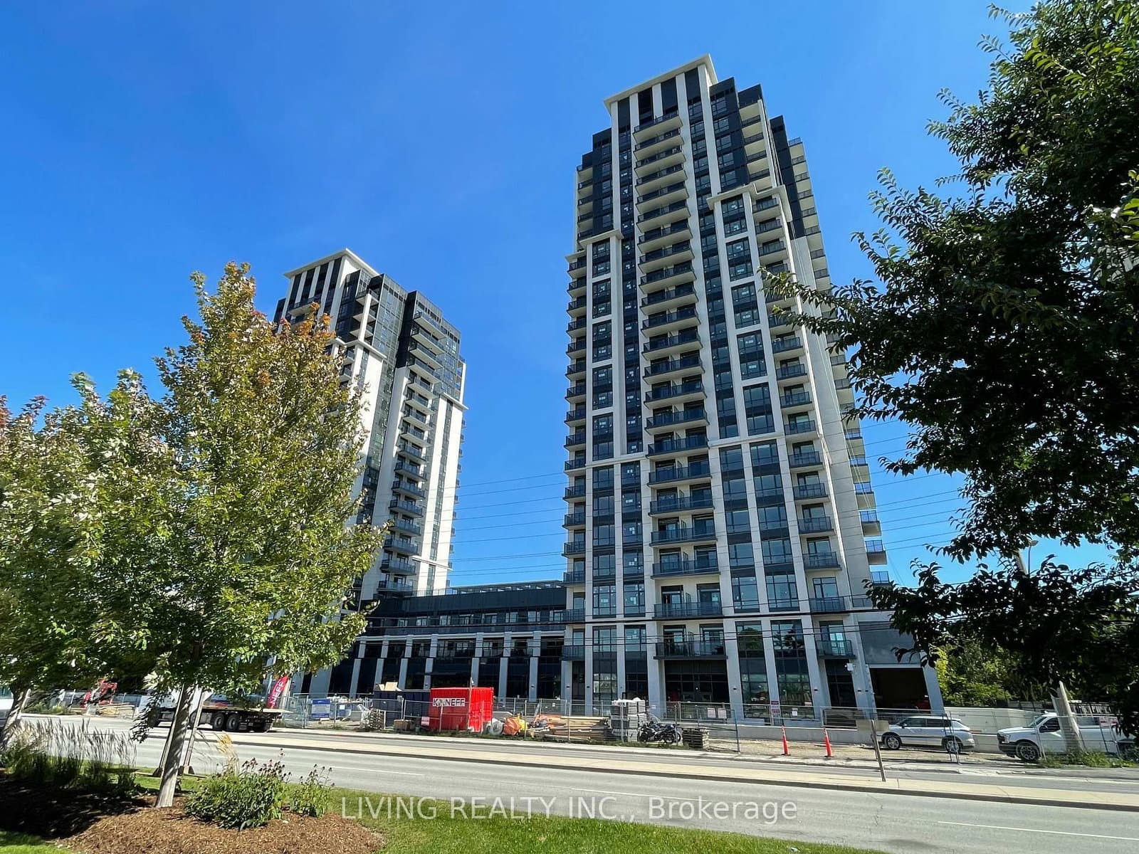 202 Burnhamthorpe Road E, Unit 401 W