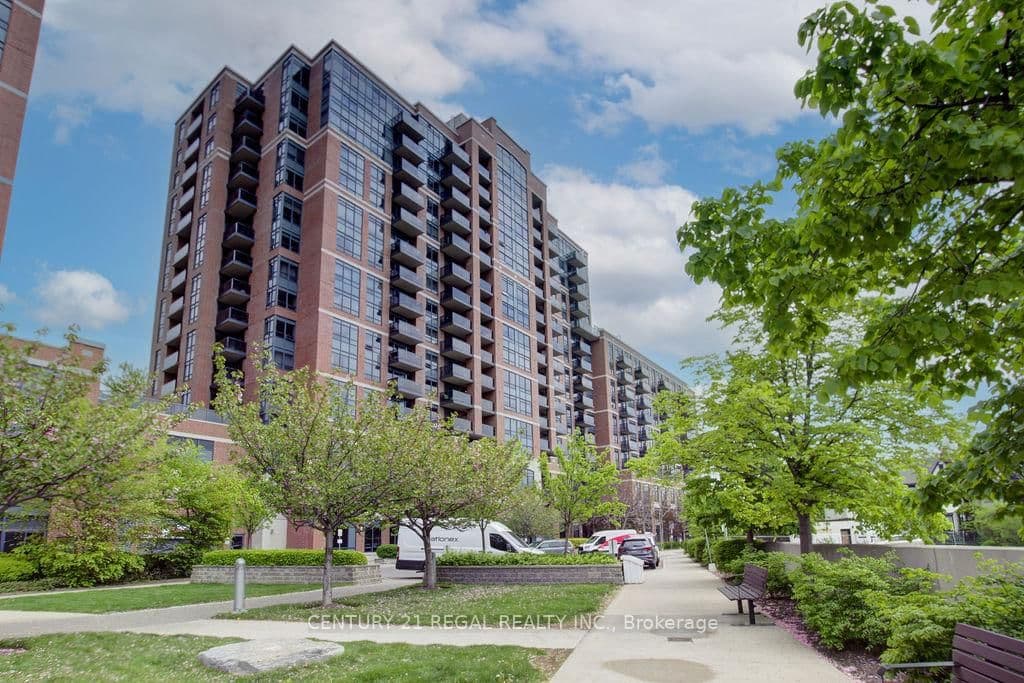 61 Heintzman Street, Unit 810