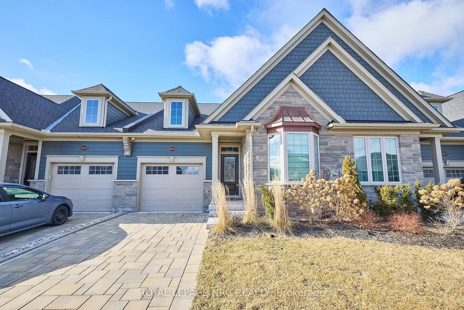 3935 Mitchell Crescent
