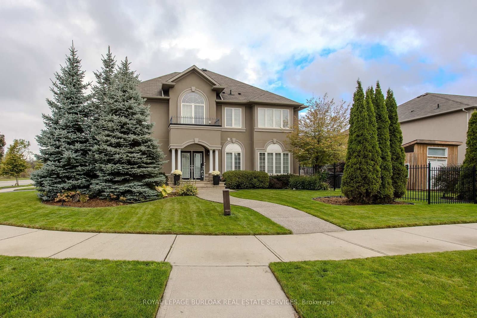 68 Mosaic Drive