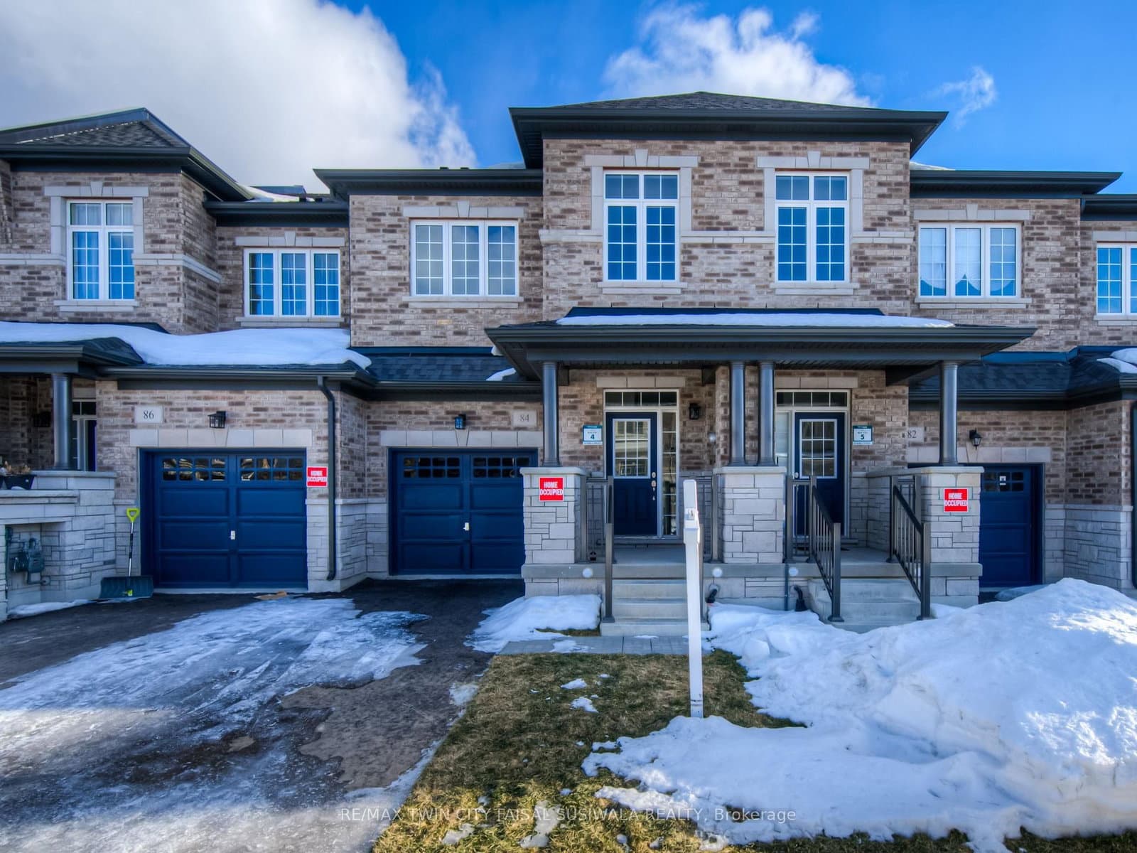 84 Gledhill Crescent