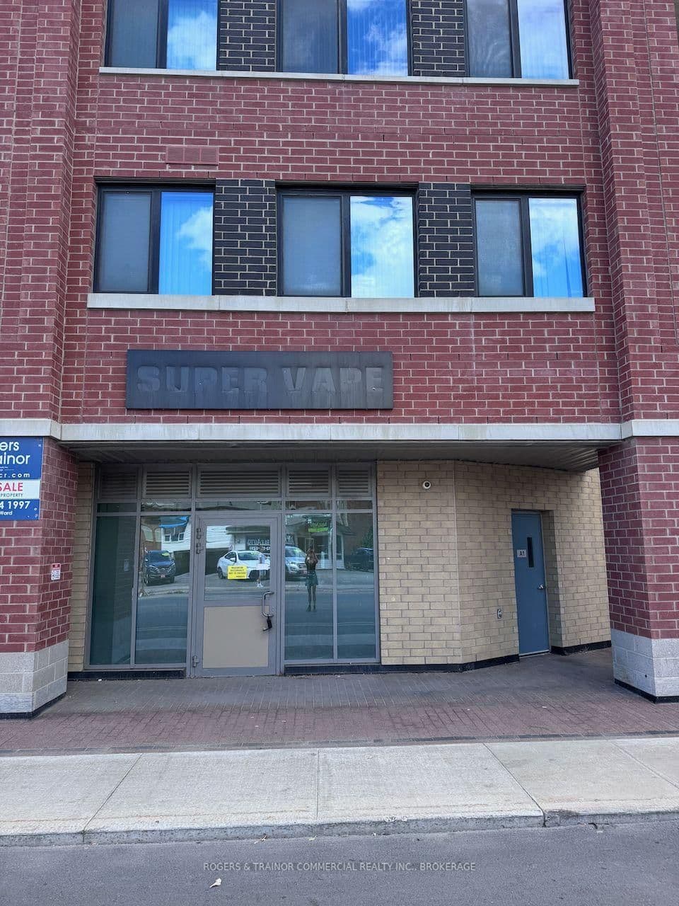 #120 - 652 Princess Street