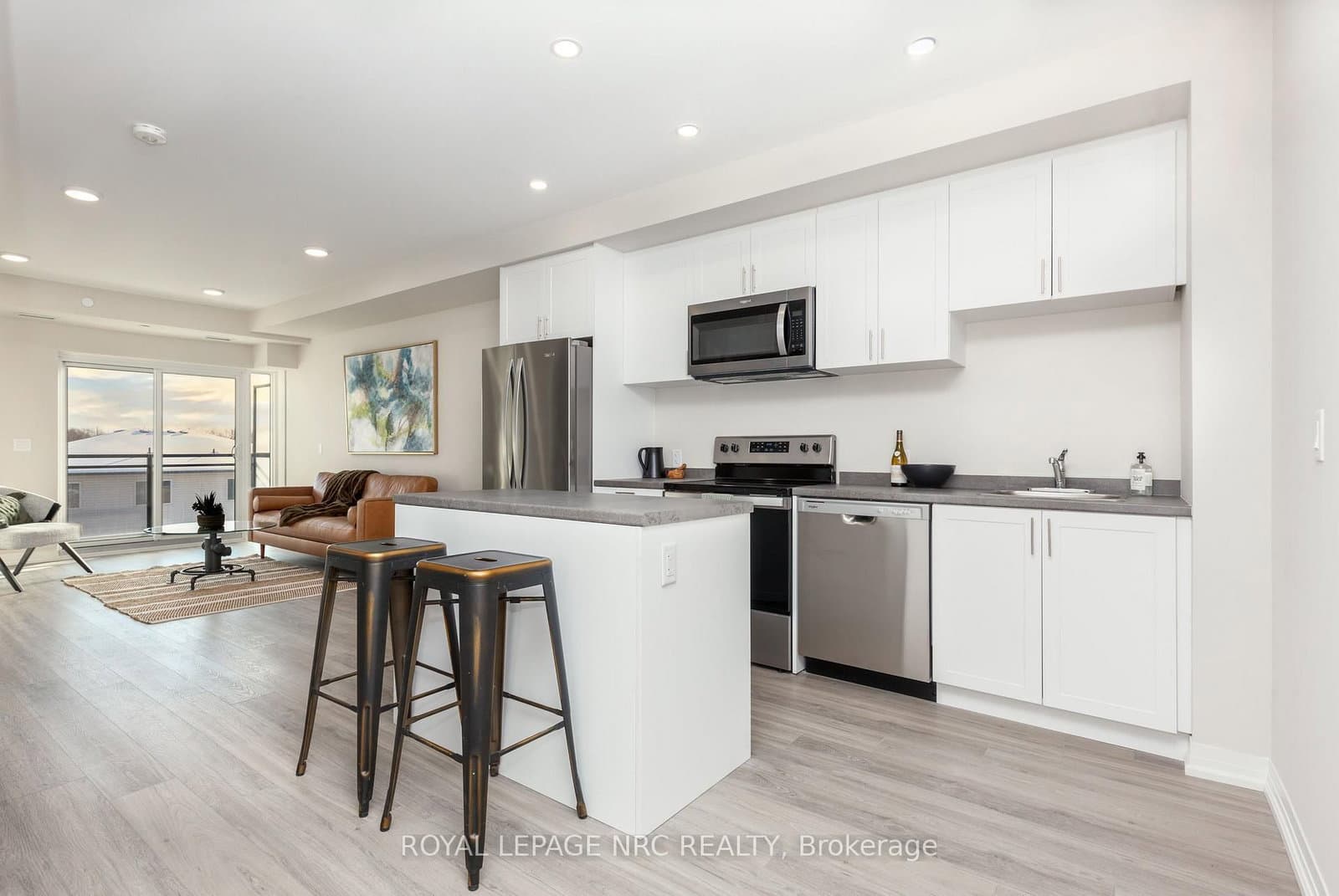 50 HERRICK Avenue, Unit 112